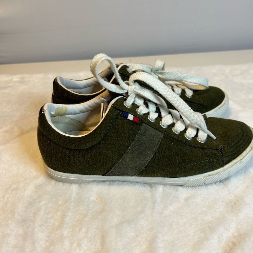 Grace Garden Black Low Top Sneakers Womens Size 7 Casual Lace Up - Picture 2 of 8